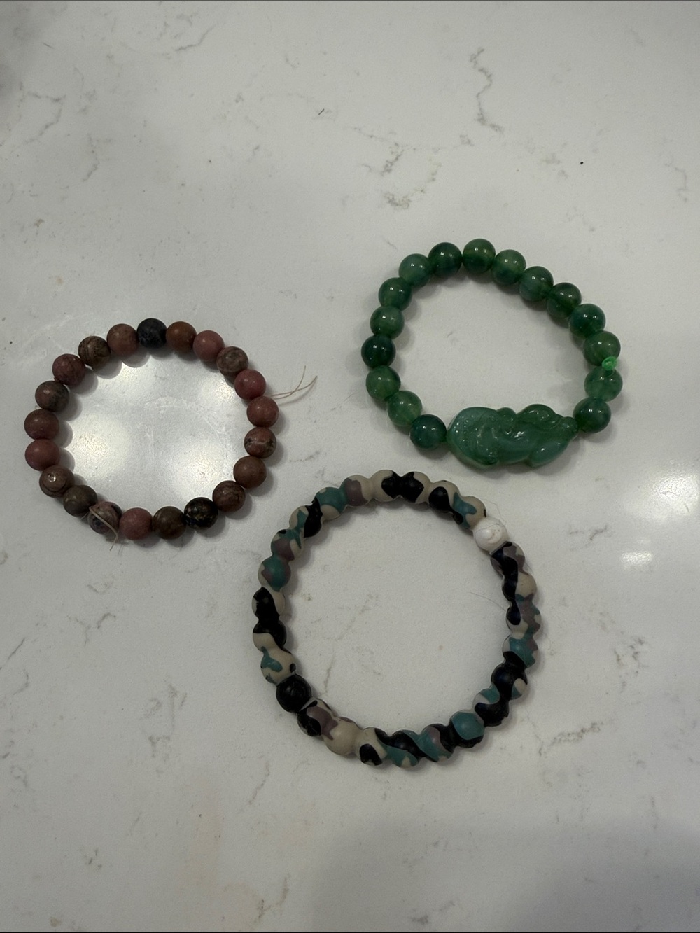 Green Beaded Stretch Bracelet with Jade-Look Pixiu Charm